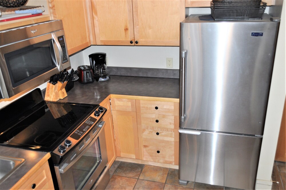 2 Bedroom Standard - In-Room Kitchen