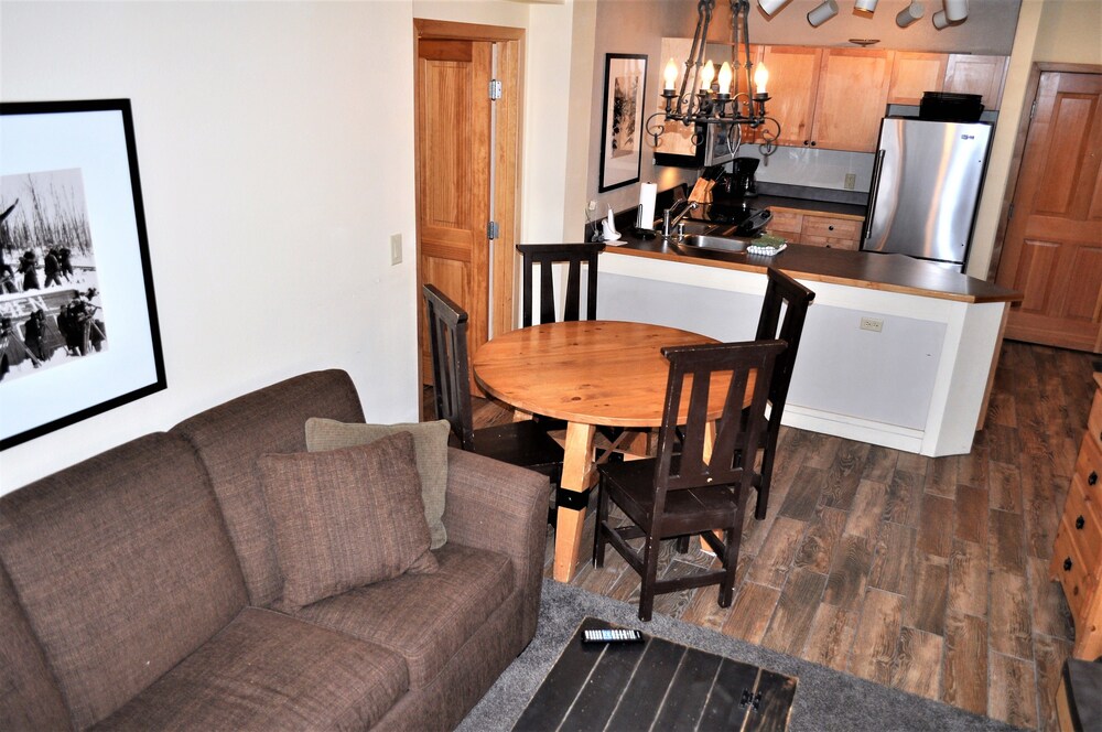 2 Bedroom Standard - In-Room Kitchen