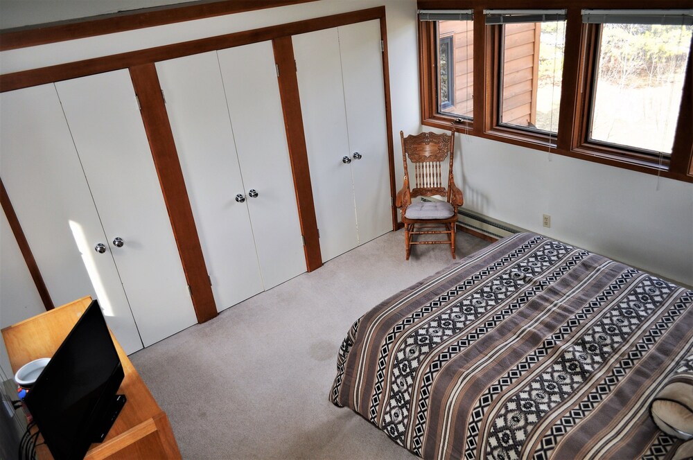 2 Bedroom Standard - Guestroom