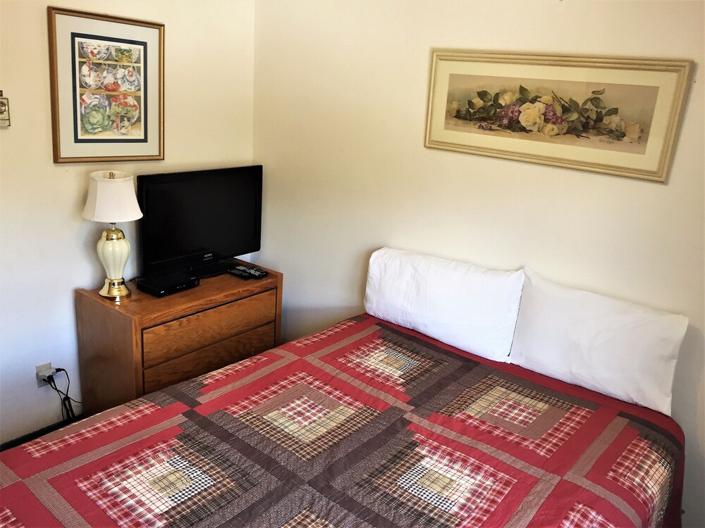 3 Bedroom Standard - Guestroom