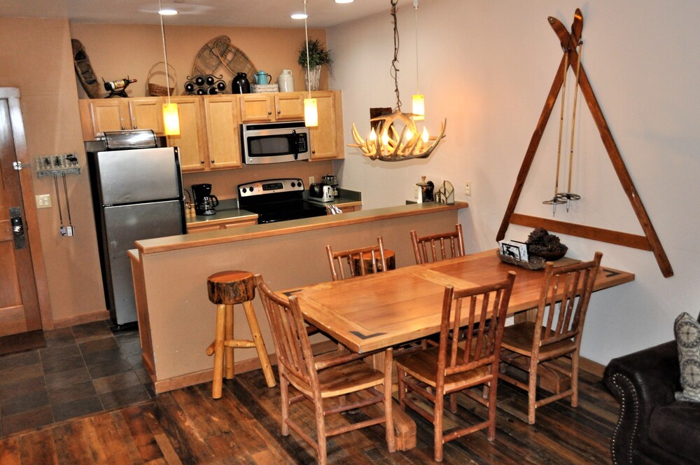 Standard Room, 1 Bedroom - In-Room Kitchen