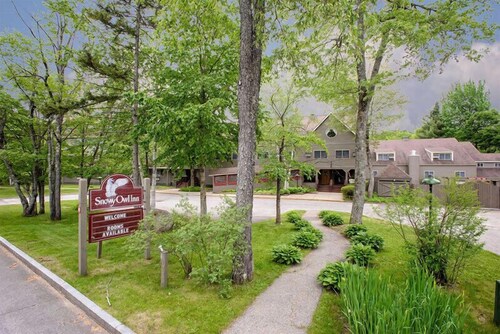 Snowy Owl Inn And Resort