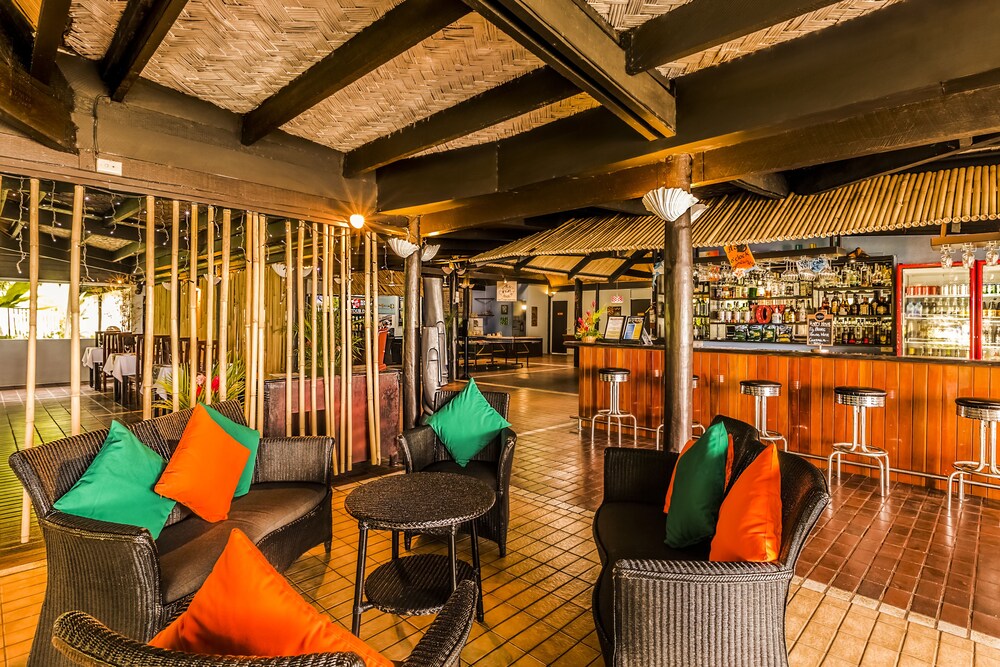Hotel Lounge