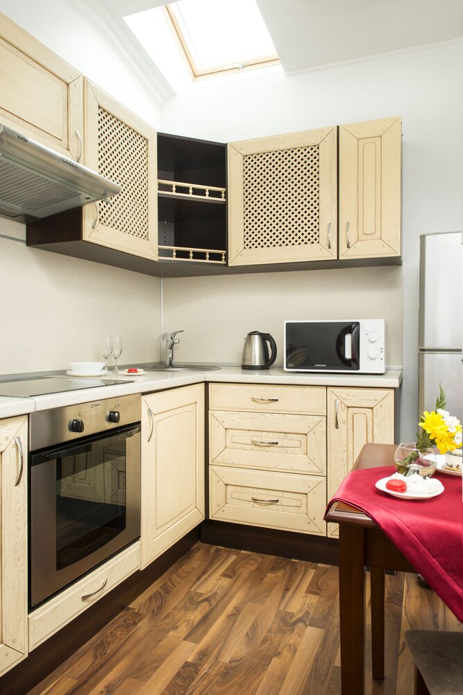 Suite Apartments - Guestroom