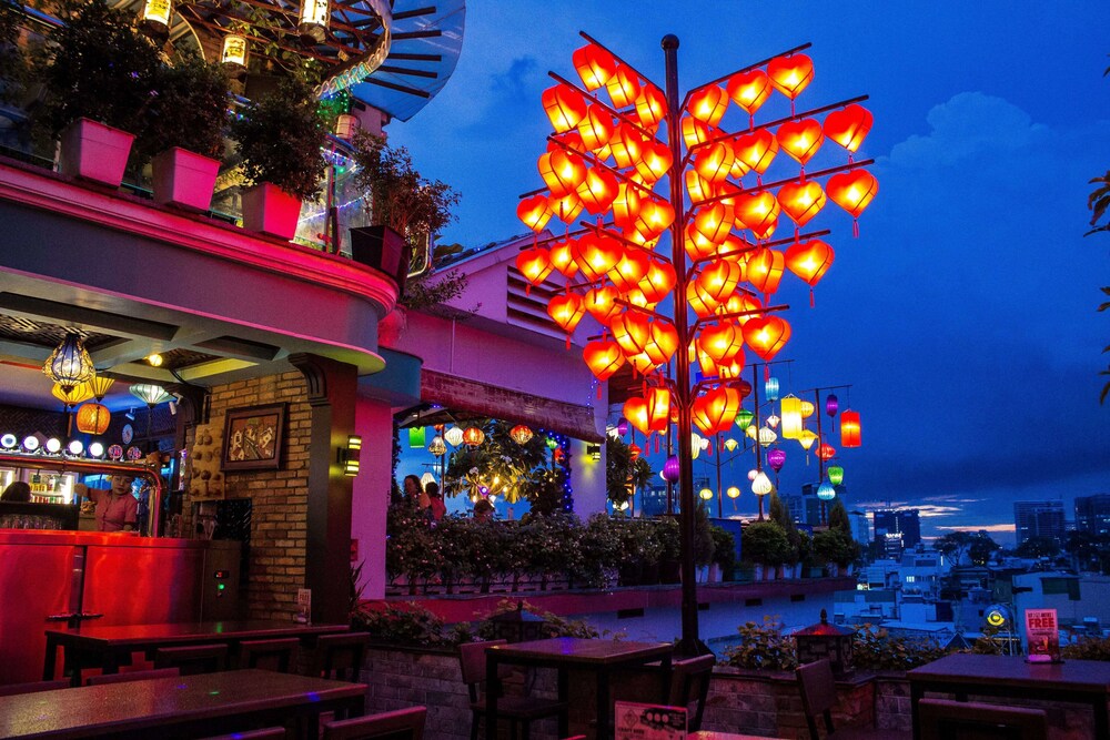 Hotel Bar