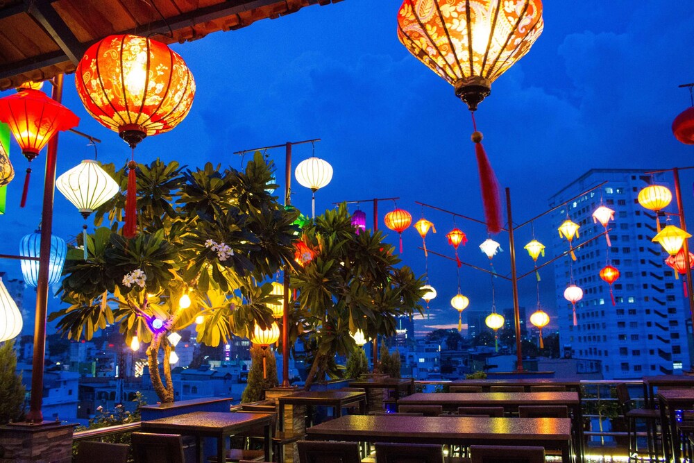 Hotel Bar