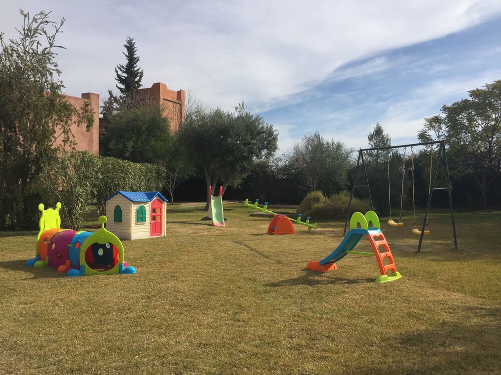 Childrens Play Area - Outdoor