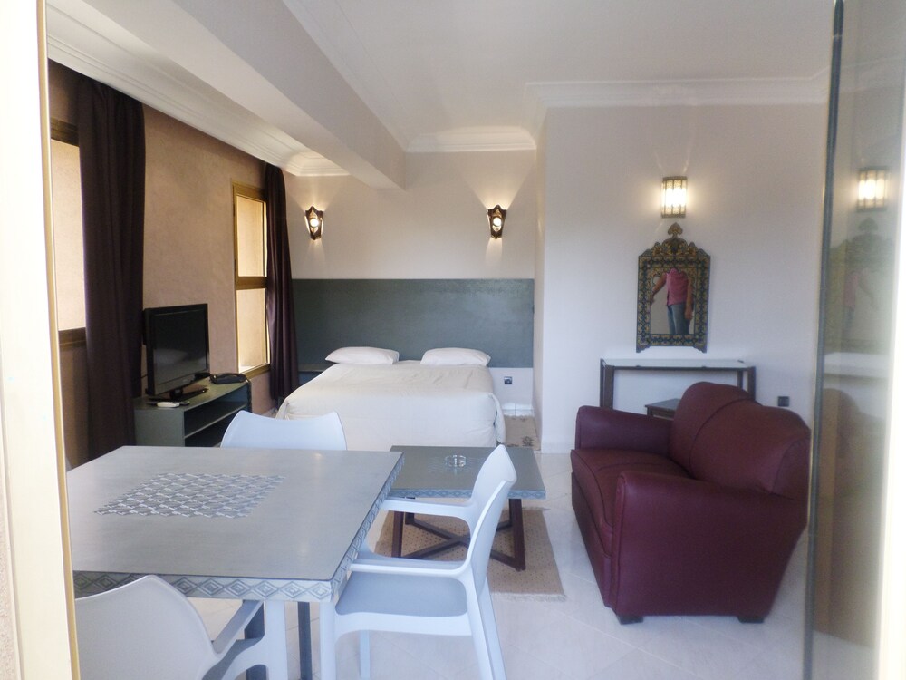 Studio - Guestroom