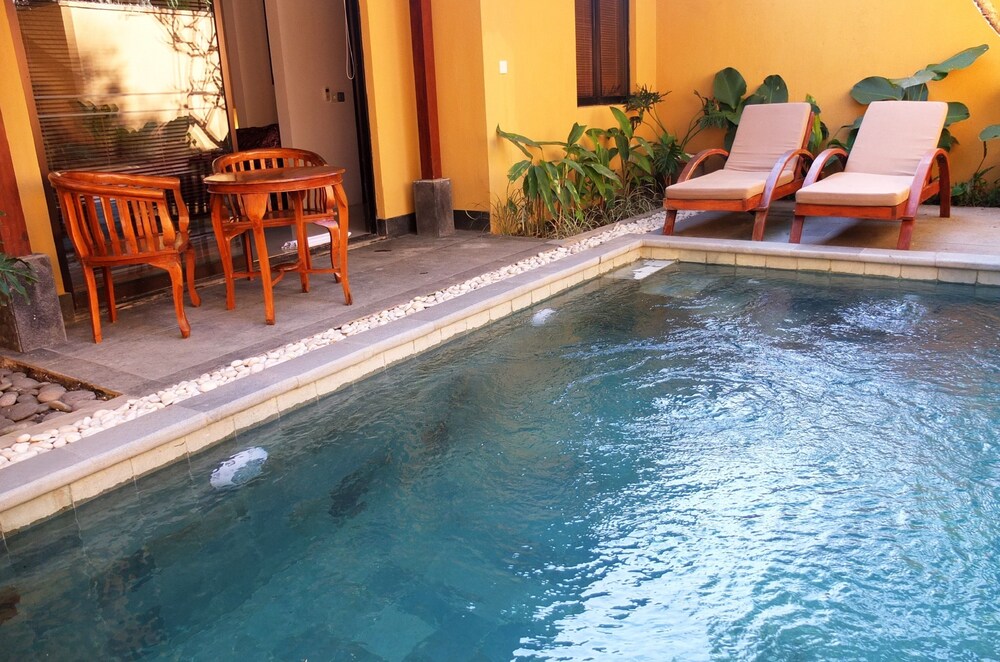 야외 수영장 (빌라 (Garden Pool))