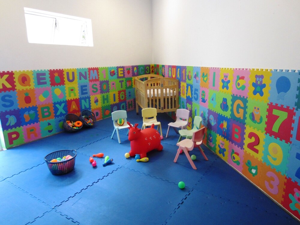 Childrens Play Area - Indoor