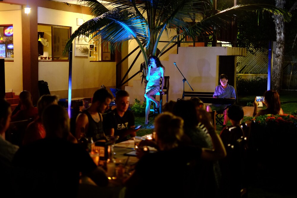 Hotel Bar