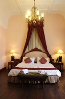 Palace Suite