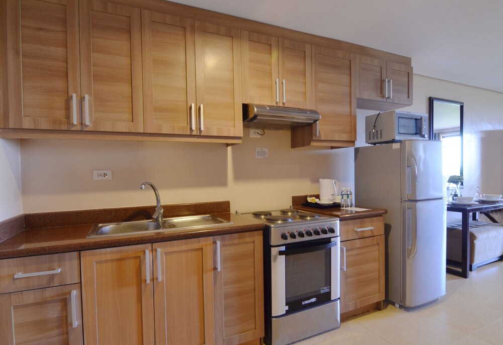 Suite, 3 Bedrooms - In-Room Kitchen