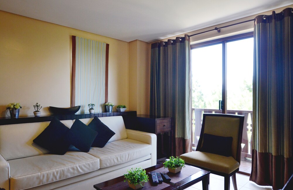 One Bedroom Superior - Living Room