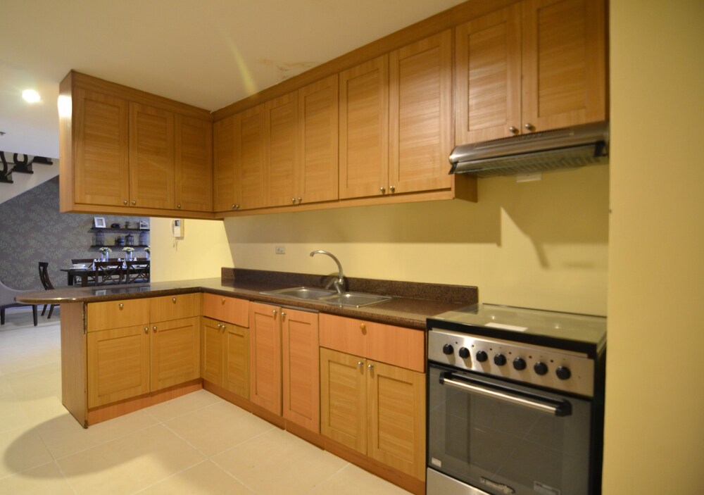 Suite, 3 Bedrooms - In-Room Kitchen