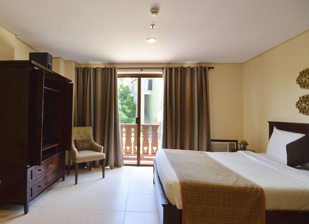Studio, 1 Large Double Bed - Guestroom