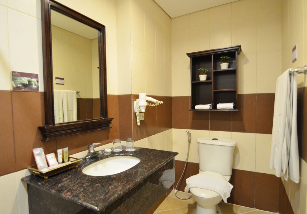 Studio Double - Bathroom