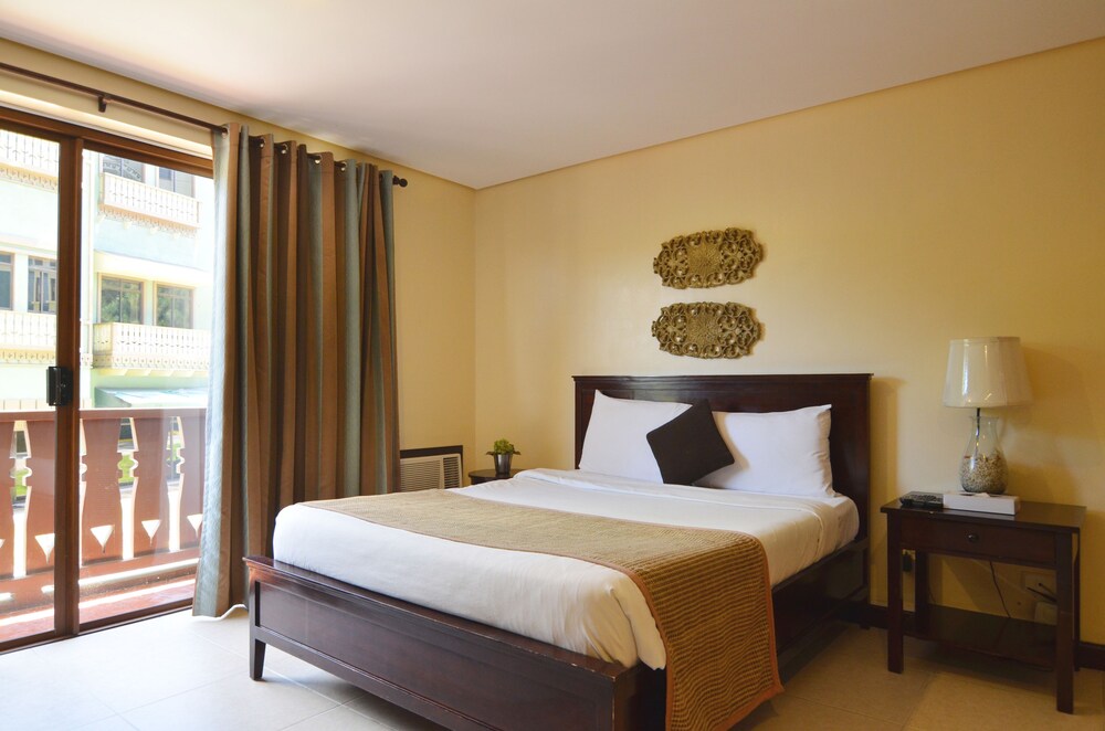 Studio, 1 Large Double Bed - Guestroom