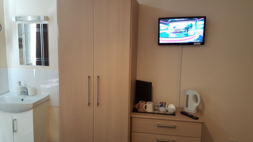 Guestroom