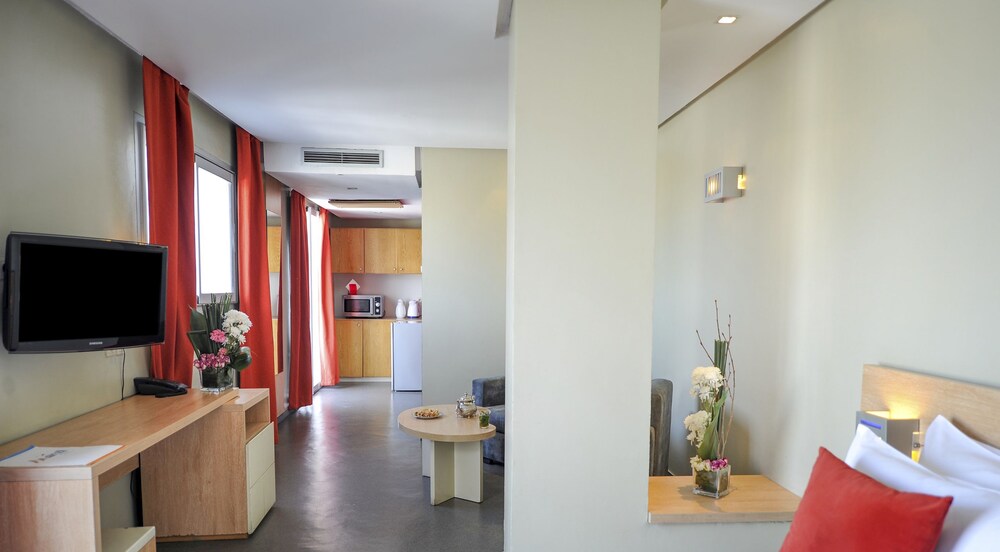 Guestroom