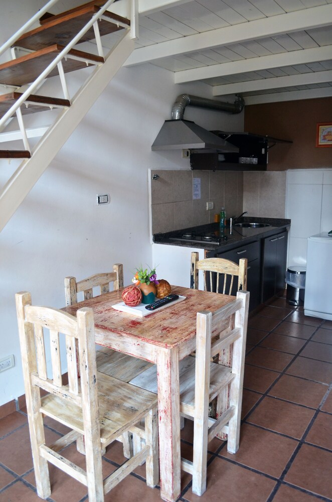 Deluxe Apartment, 2 Bedrooms - Living Room