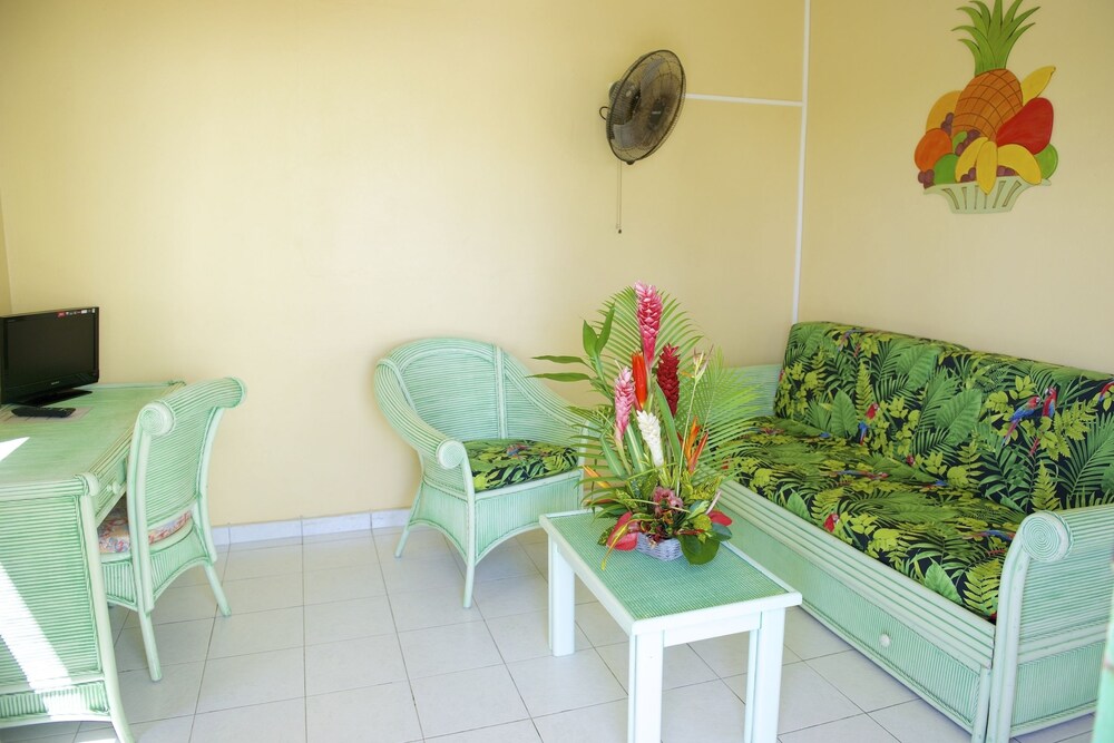 Villa, 1 Bedroom - Living Area