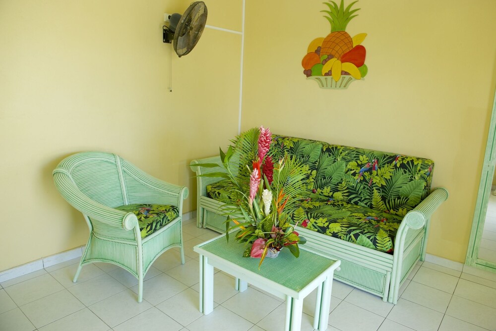 Villa, 1 Bedroom - Living Area
