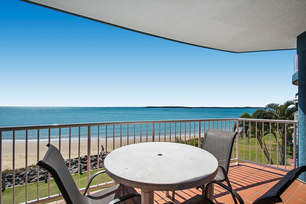 Penthouse, 3 Bedrooms - Balcony