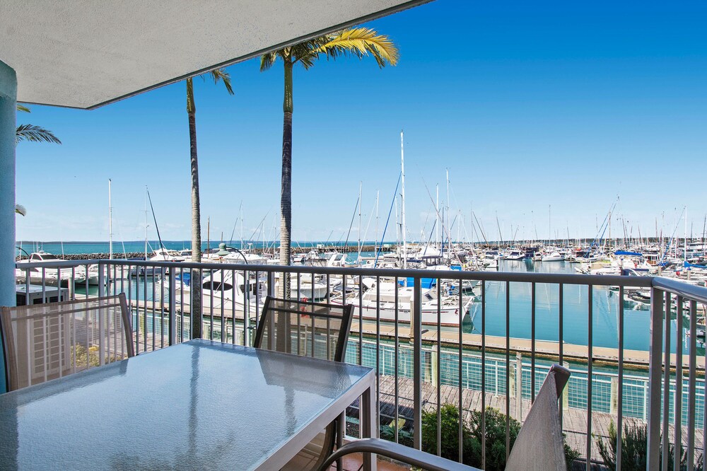 Standard Apartment, 2 Bedrooms - Guestroom View
