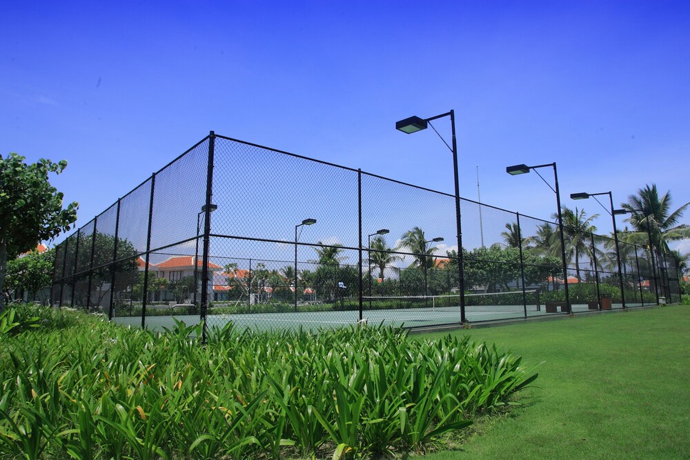 Tennis court, The Ocean Villas