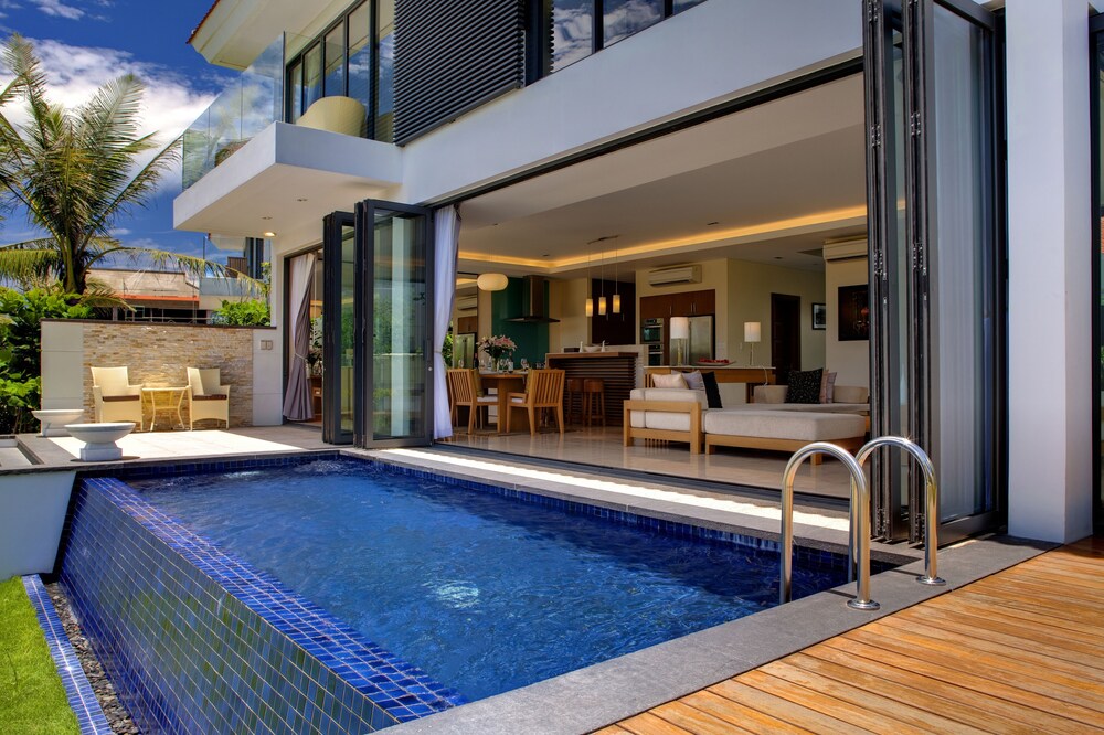 Private pool, The Ocean Villas