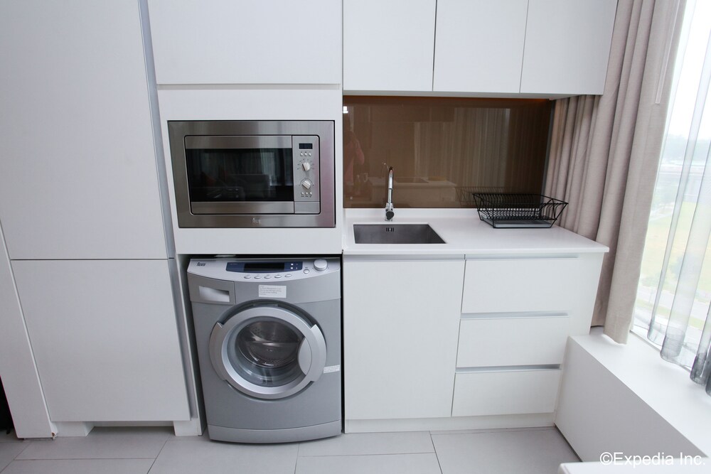 In-Room Kitchenette