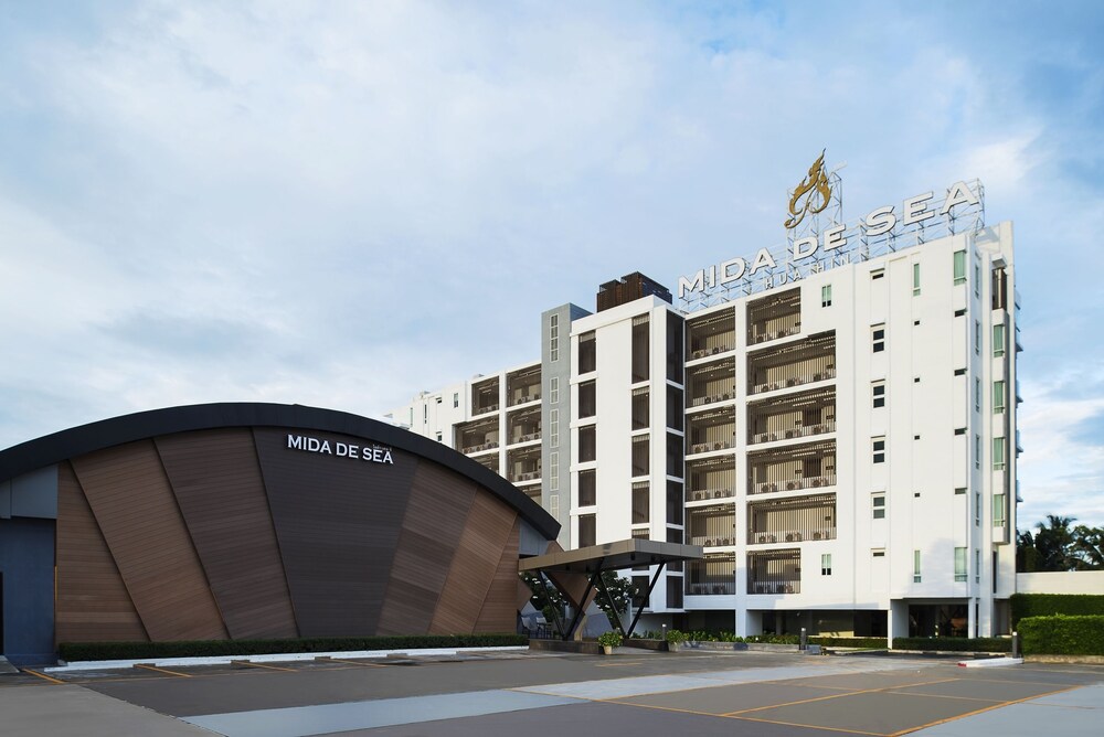 Hotel Front