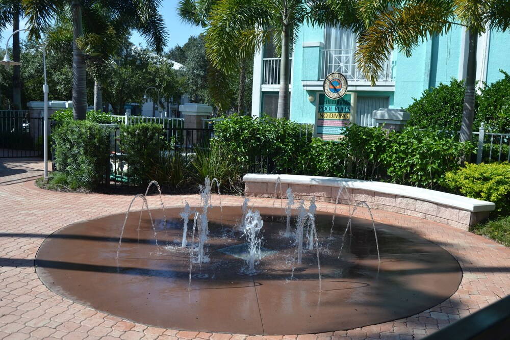 Children's pool, Cypress Pointe Resort