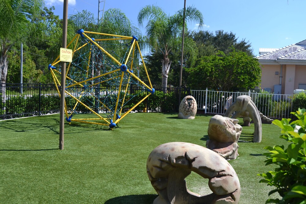 Childrens Play Area - Outdoor