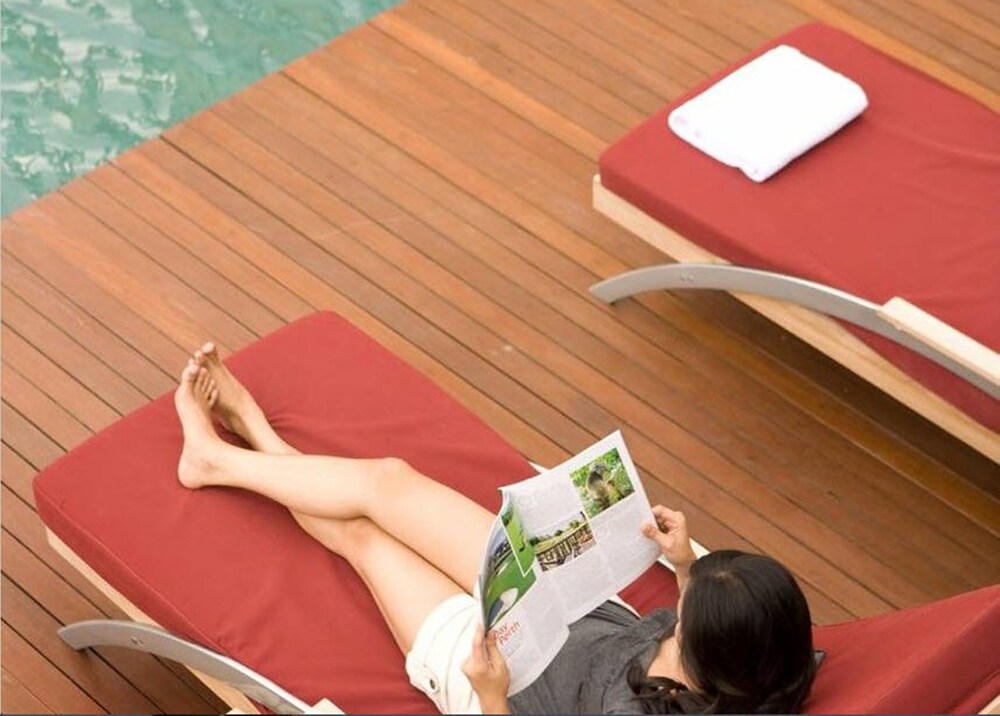 Sundeck