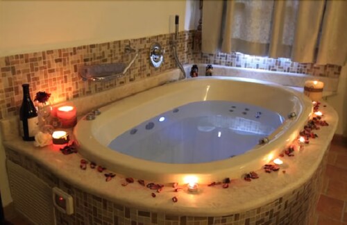 Jetted Tub