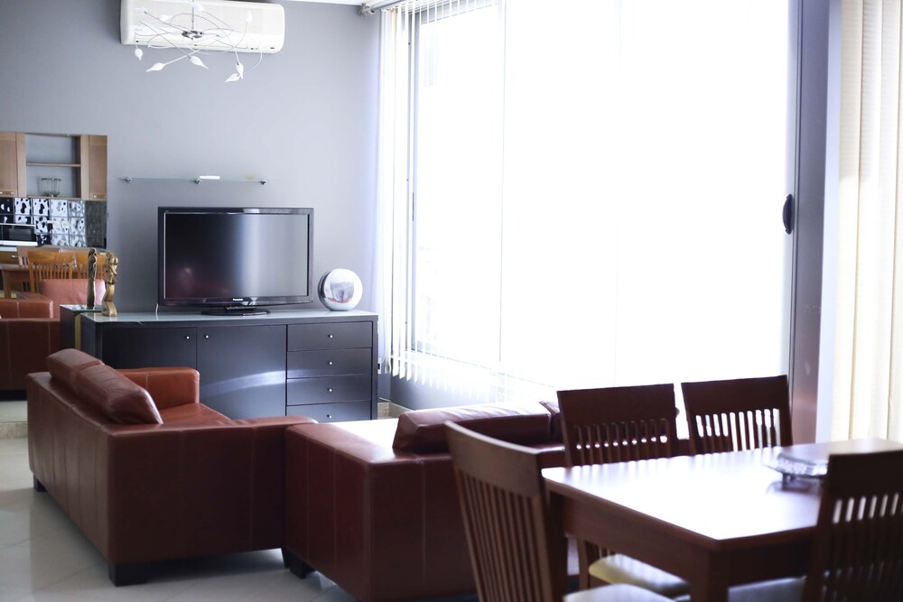 Apartment, 2 Bedrooms, Partial Ocean View - Guestroom