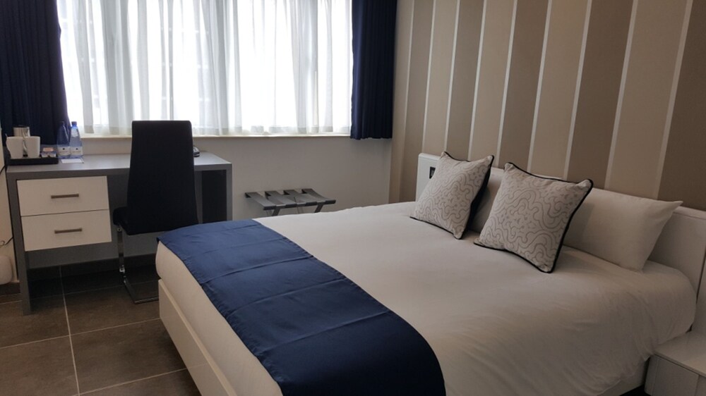 Double Room - Guestroom