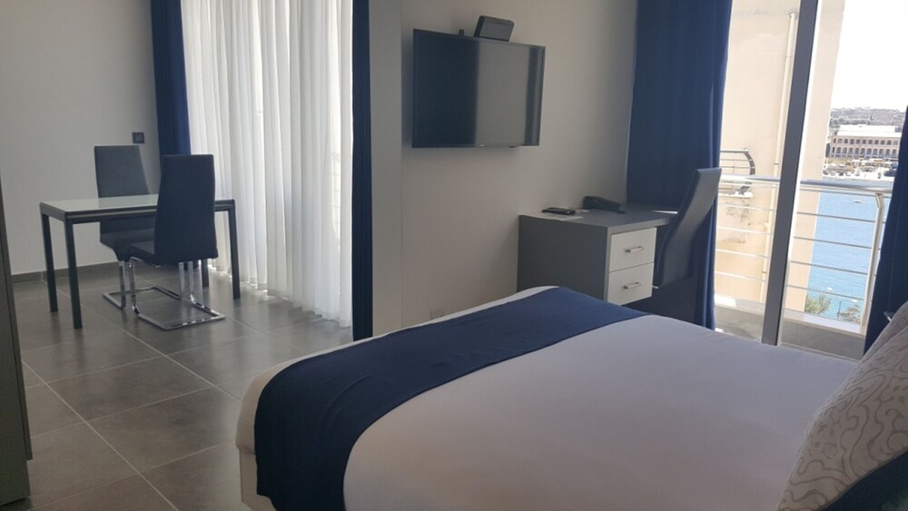 Studio, Balcony - Guestroom
