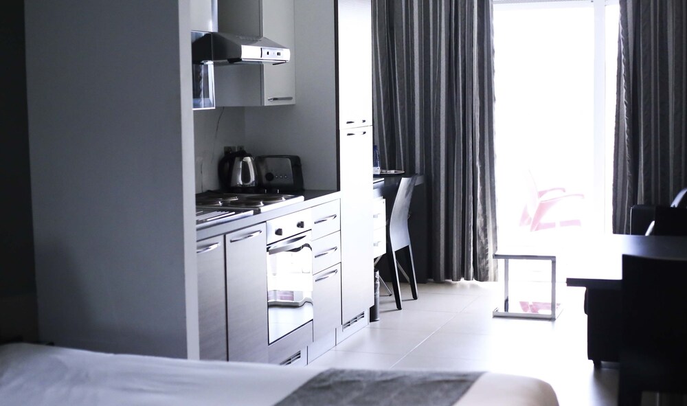 Studio, Sea View (Lower floors) - Guestroom
