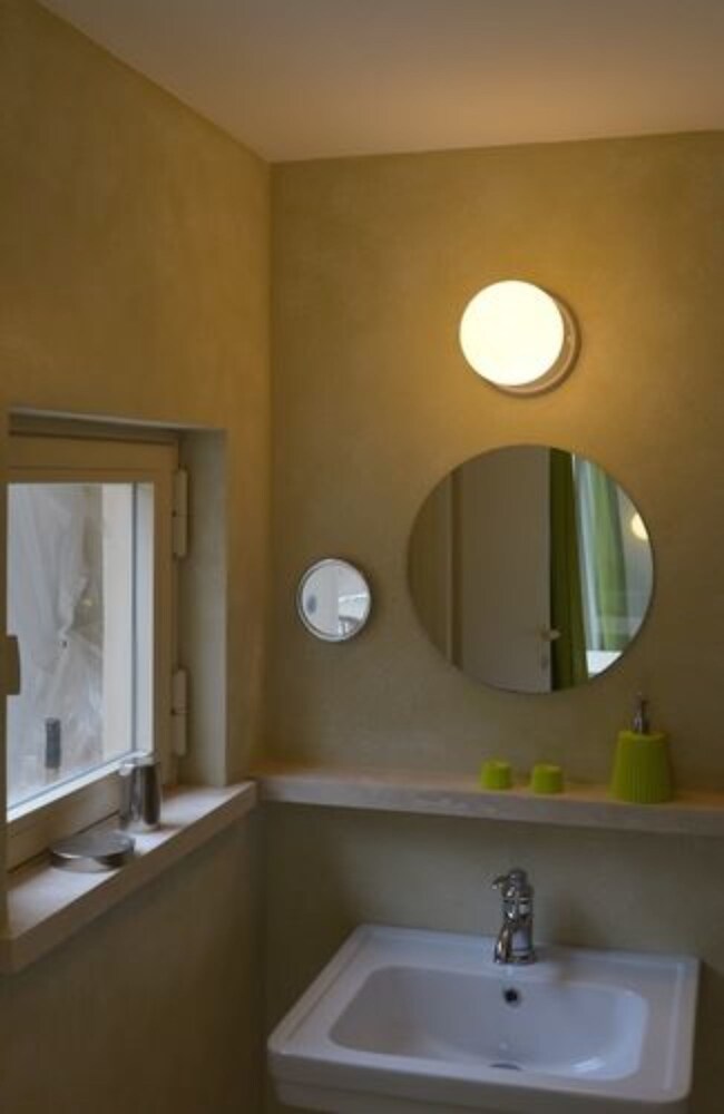 Basic Double Room, Terrace - Bathroom