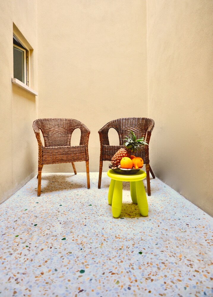 Basic Double Room, 1 Bedroom - Terrace/Patio