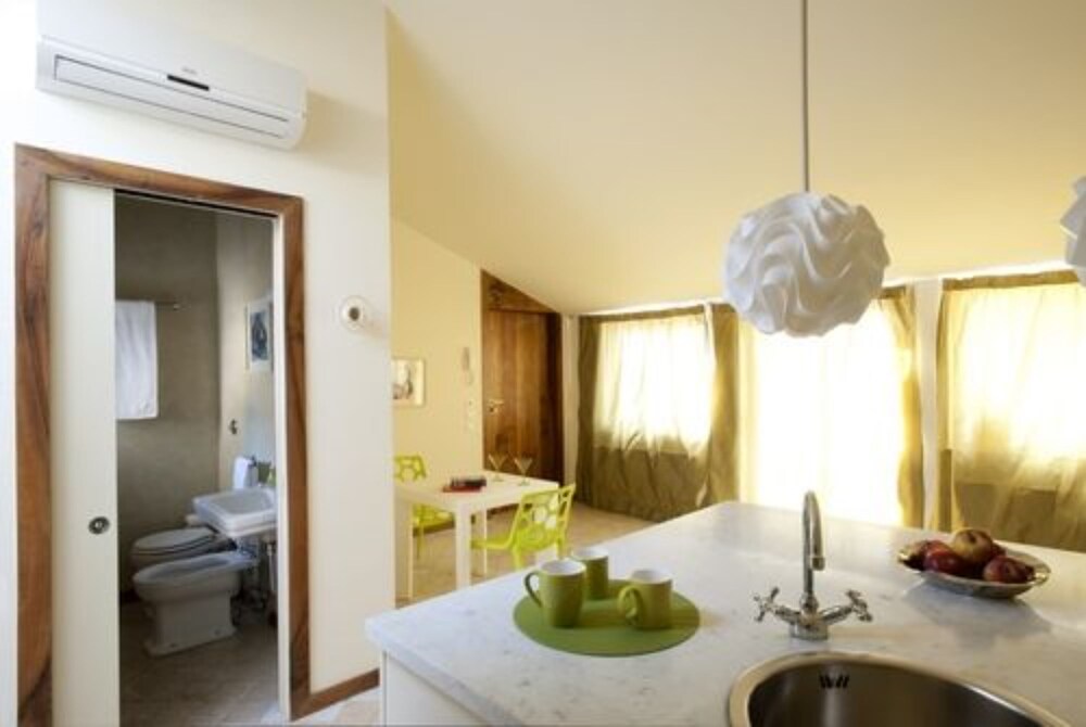 Penthouse - In-Room Kitchenette