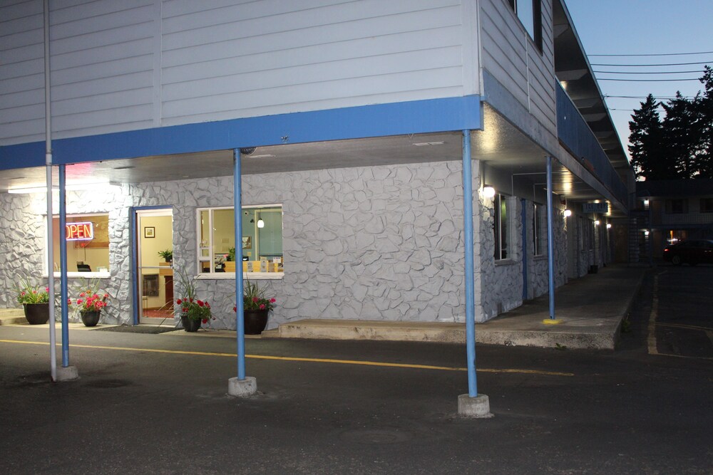 Hotel Front