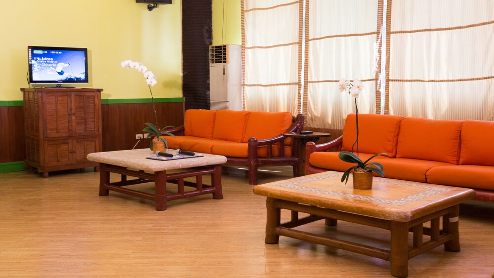 Hotel Lounge