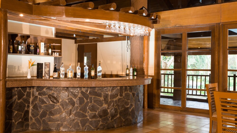 Hotel Bar
