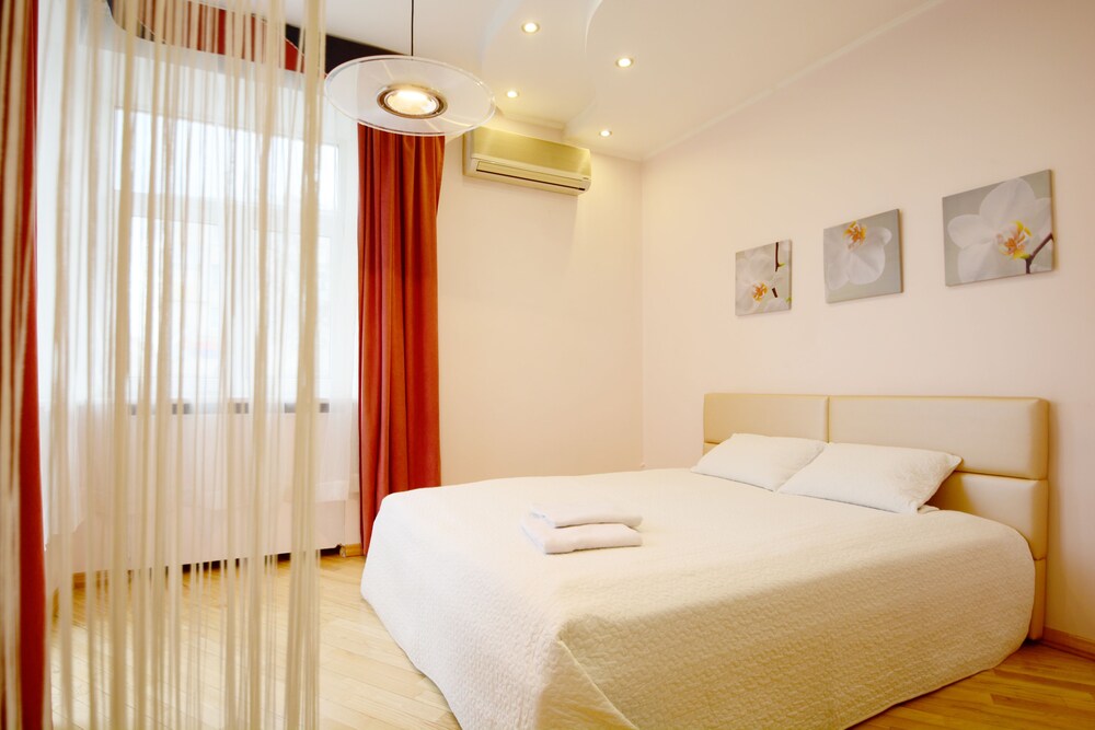 Business Apartment, 3 Bedrooms, City View, Executive Level - Guestroom