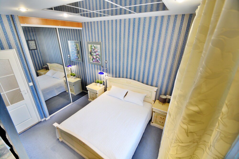 Superior Apartment, 1 Bedroom, Kitchen - Guestroom