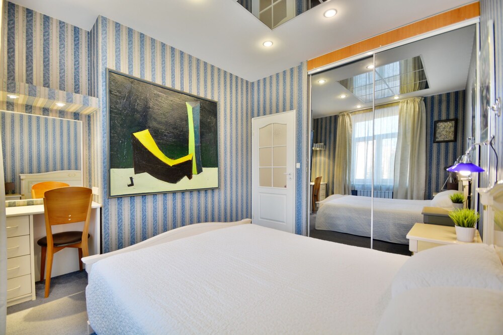 Superior Apartment, 1 Bedroom, Kitchen - Guestroom